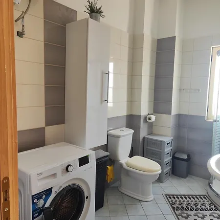 Sunny Apartment Sarande
